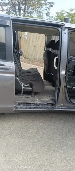 Honda Stepwgn 2014 Gray