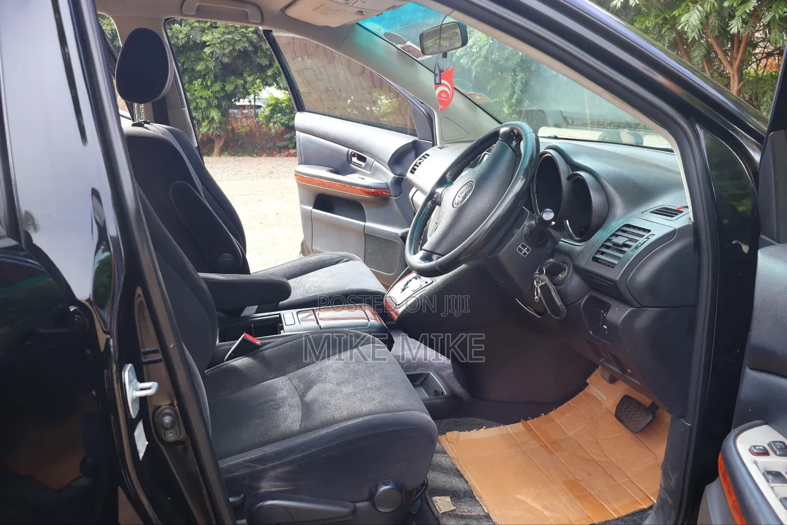 Toyota Harrier 2011 Black