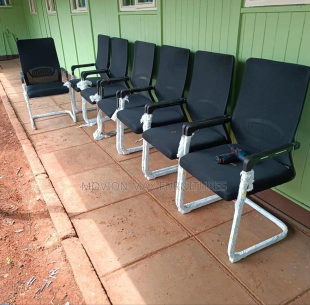 Waiting Chairs - main view