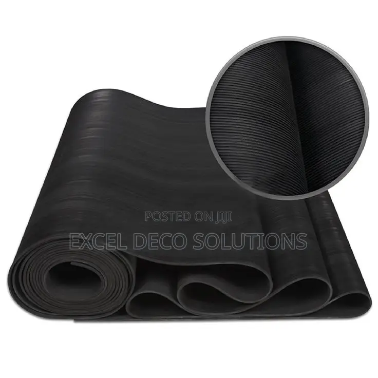 Ribbed Rubber Mat – Multi-Purpose Rubber Flooring