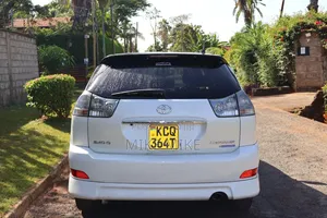 Toyota Harrier 2011 White