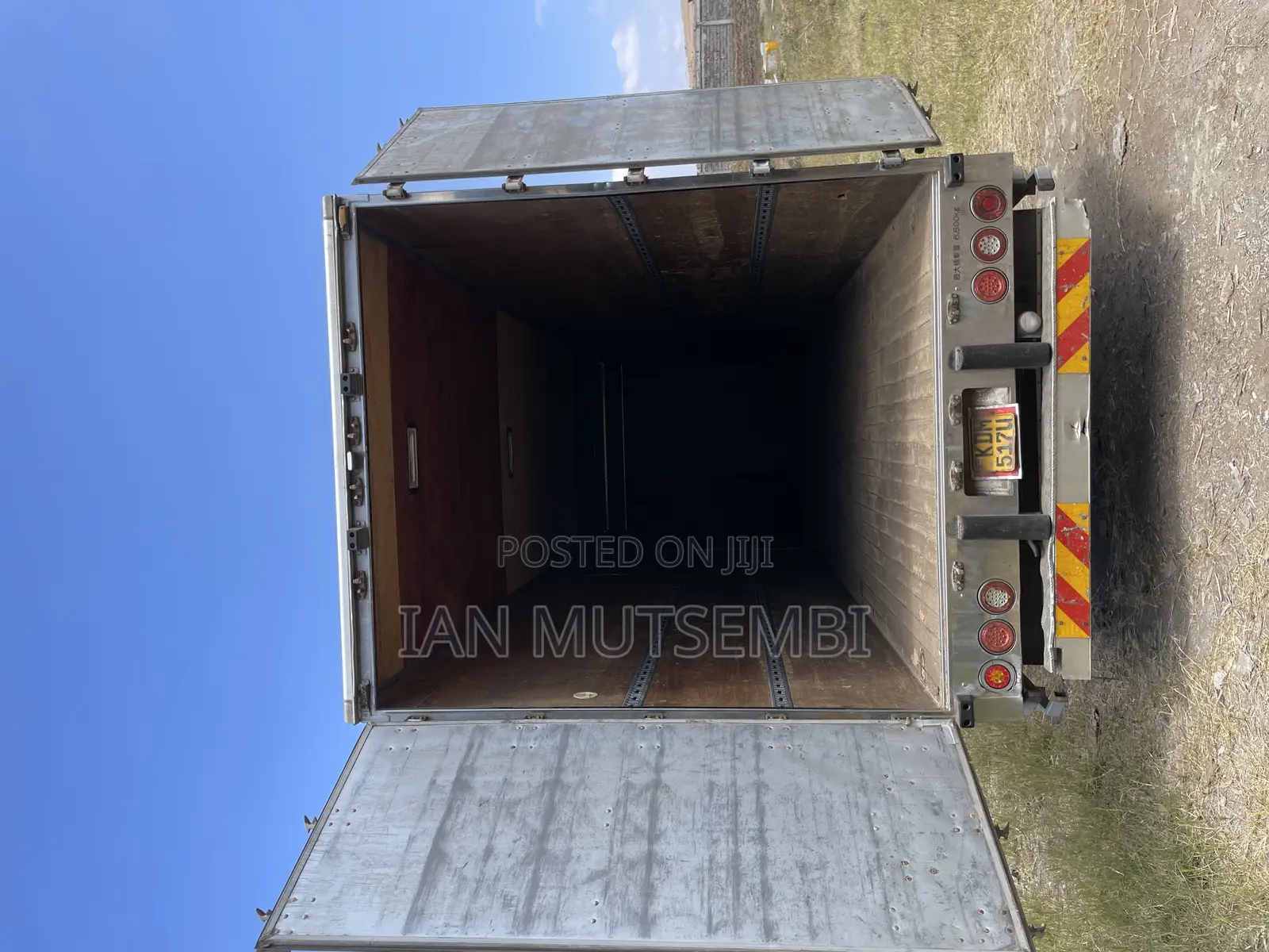 Isuzu FTR Truck