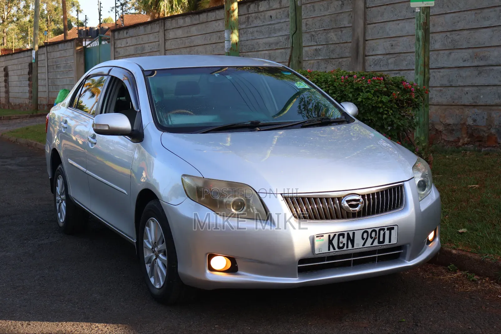 Toyota Axio 2010 Silver