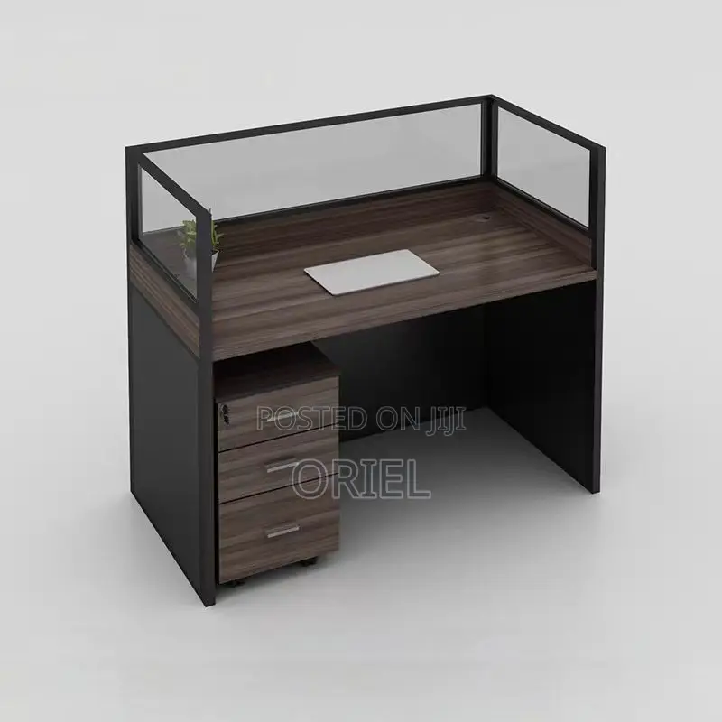 Office Workstation : 1-Way Modern Office Workstation