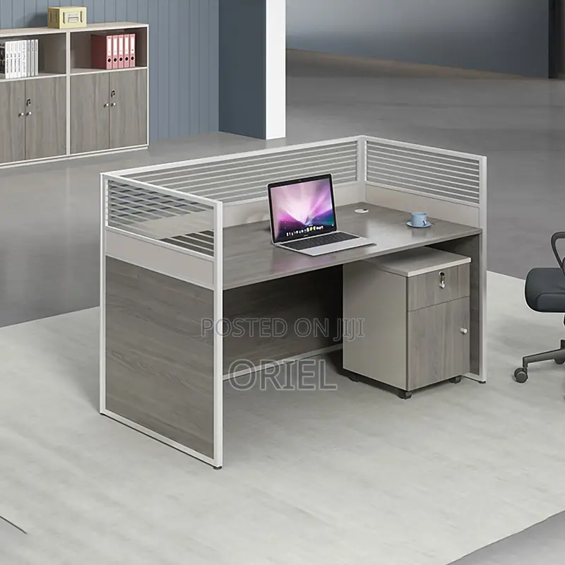 Office Workstation : 1-Way Modern Office Workstation