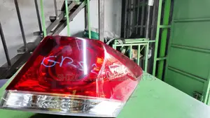 Toyota Crown Athlete Grs210 Right Tail Light 2013–2018 Ex Japan