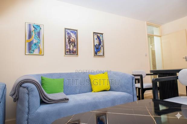 Spacious 1 Bedroom Airbnb Parklands | Near Museum Hill Aga Khan - thumbnail 4