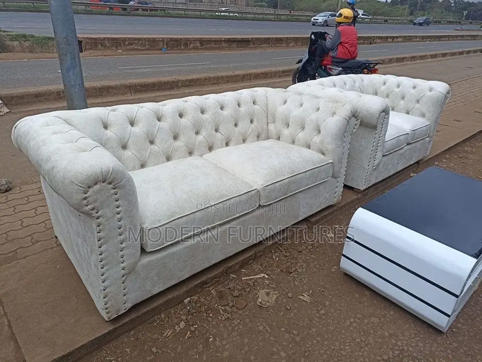 White 5 Seater Chesterfield Sofa/ 5 Seater Sofa/5 Seater Chester Sofa