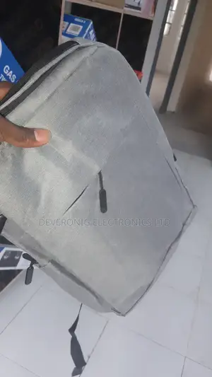 Anthitheft Laptop Bag With Usb Cable