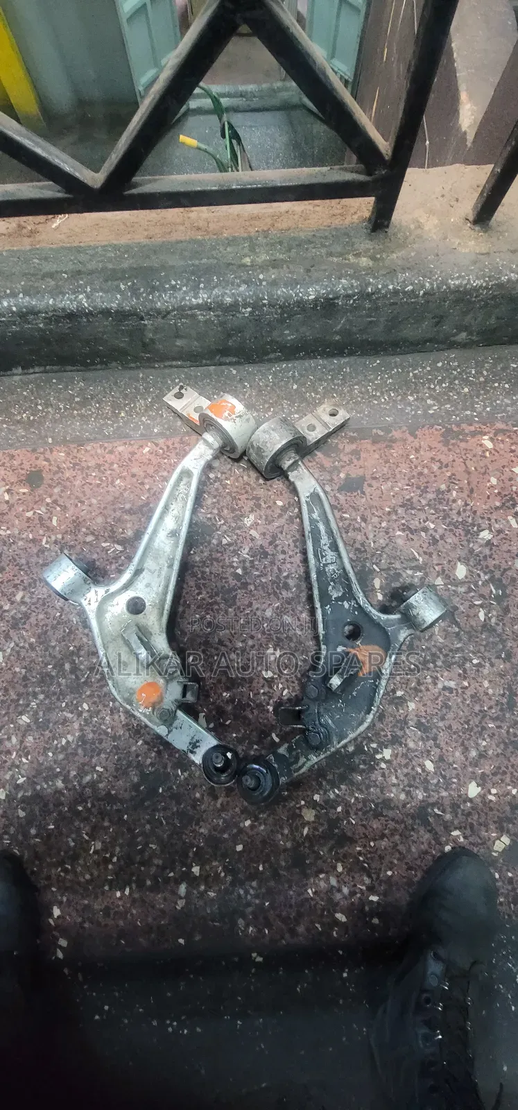 Nissan X-Trail Nt30 Front Control Arm