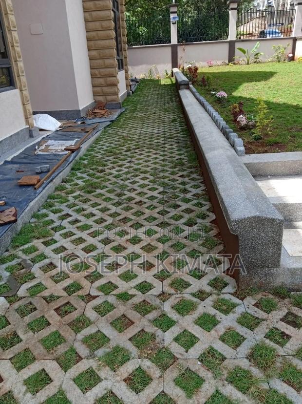 Grass Lattice Slab - thumbnail 3