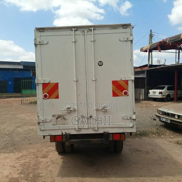 Toyota Dyna - thumbnail 4