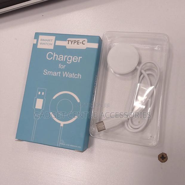 New Type C Smart Watch Charger