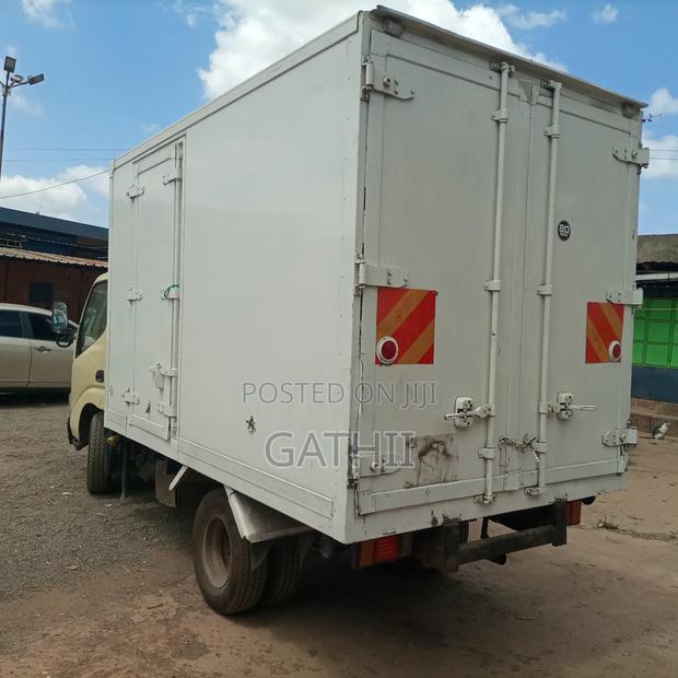 Toyota Dyna - thumbnail 16