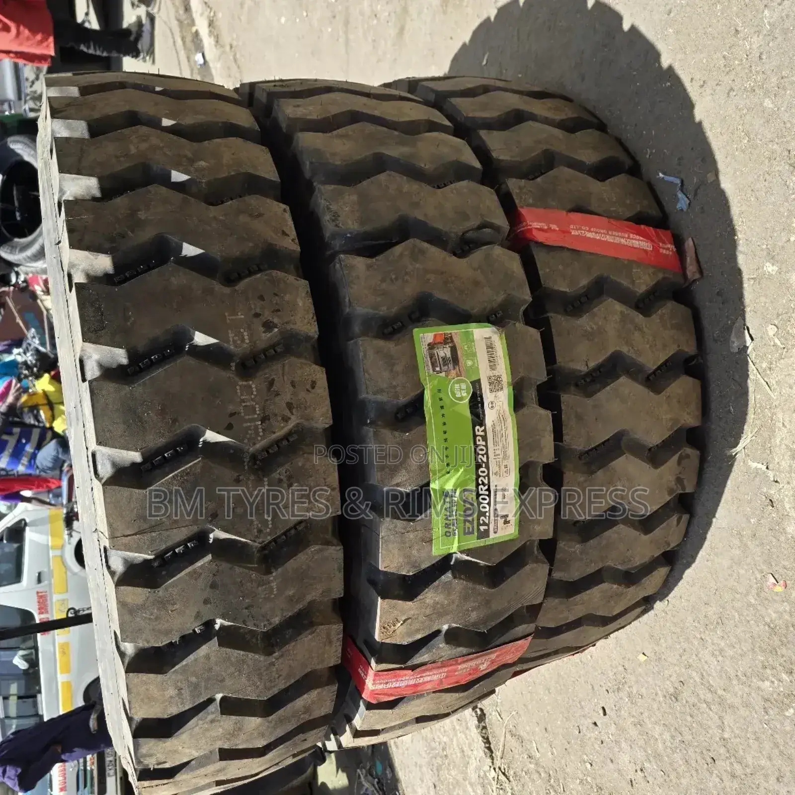 1200r20 Onate Tyres (Diff)