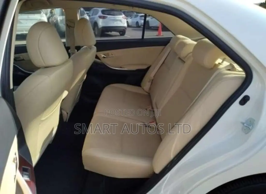 Toyota Premio 2019 Pearl