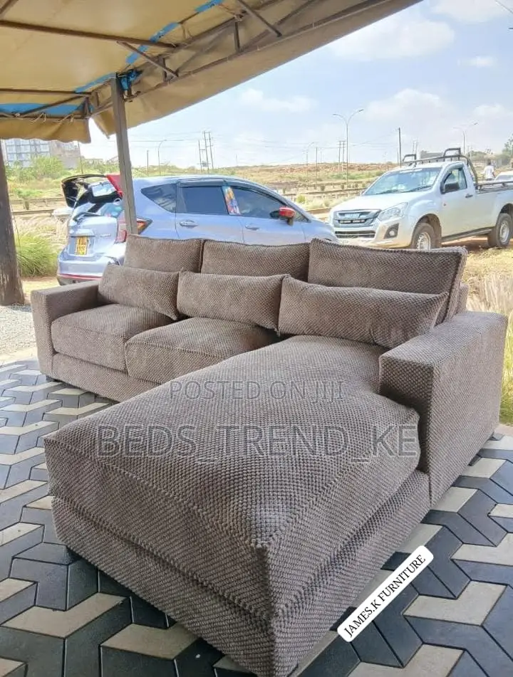 Kenyan Luxurious 6 Seater L Seat