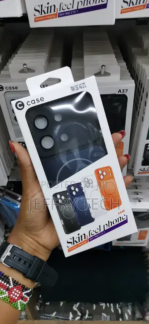 Coque Xiaomi Redmi 15c 4g Magsafe Compatible Tpu + Pc Case -Black