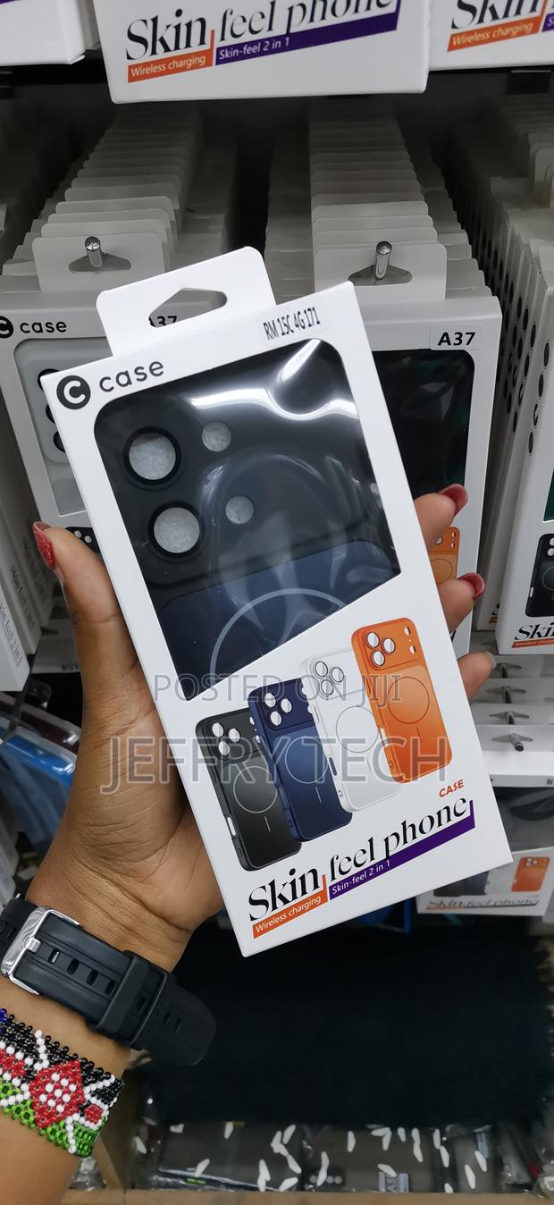 Coque Xiaomi Redmi 15c 4g Magsafe Compatible Tpu + Pc Case -Black - thumbnail 3