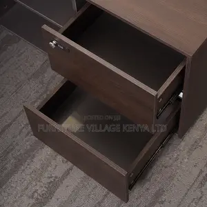 Office Desks: 1.6 Meters L-shaped Imported Office Table
