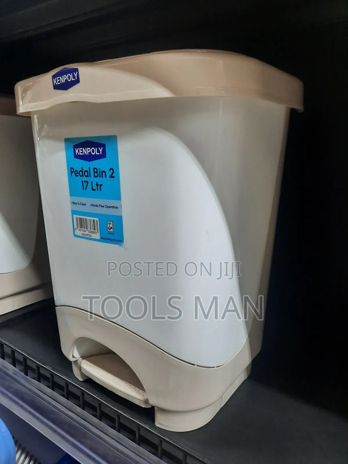 Strong Kenpoly 17 Litre Pedal Bin - Hands-free Easy Clean