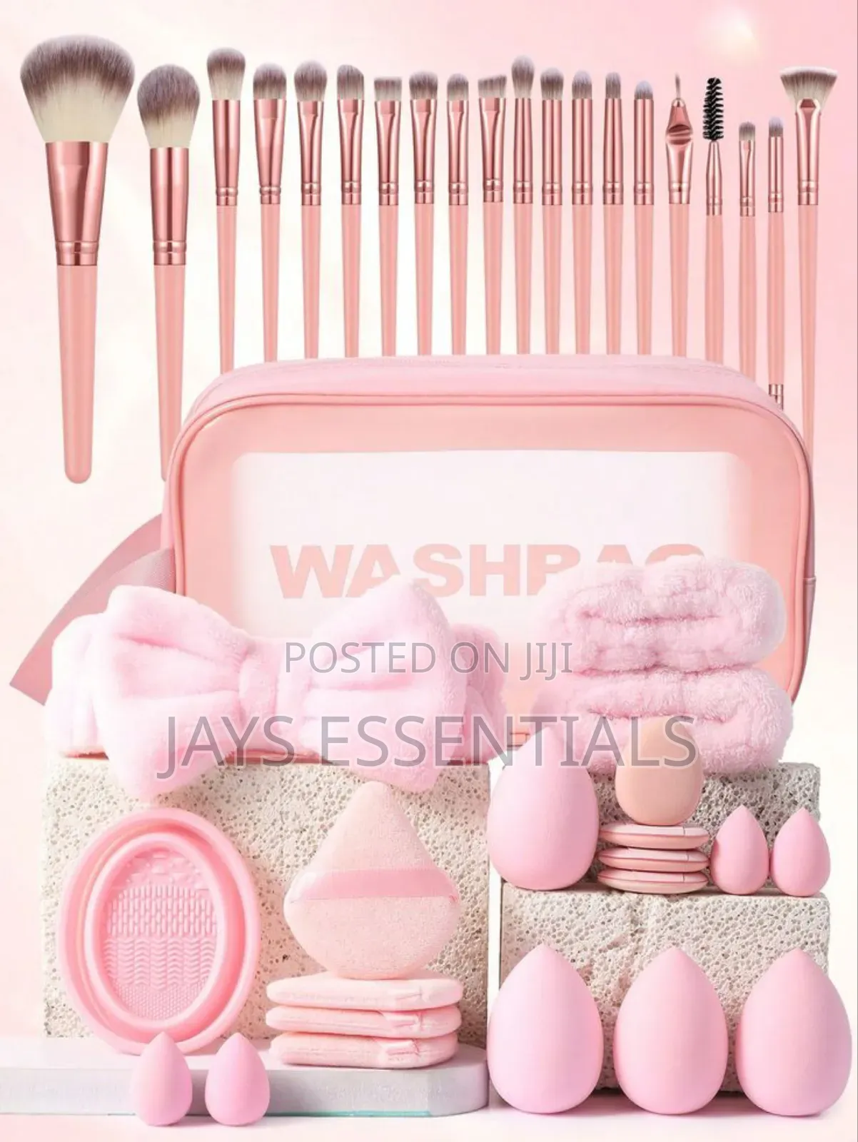 40pc Makeup Ladies Valentines Gift Set