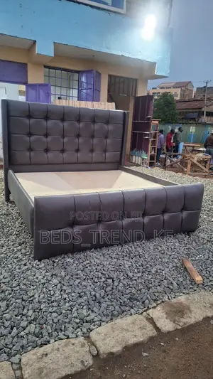 Dreamy Chester 5 by 6 Modern Bed Design