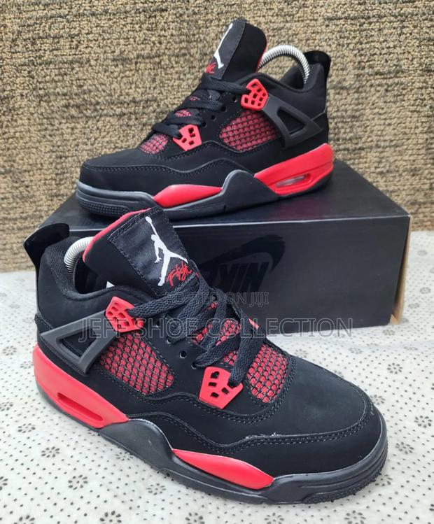 Air Jordan 4 Thunder Red Unisex - thumbnail 3