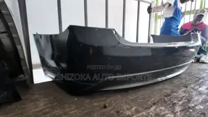 Toyota Crown Athlete 2013–2018 Back Bumper Original Ex-Japan