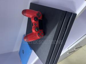 Play Station 4 Pro - thumbnail 2