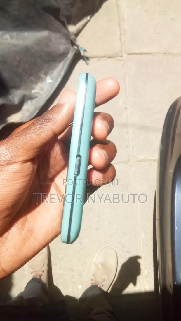 New Mobile Phone Blue - thumbnail 5