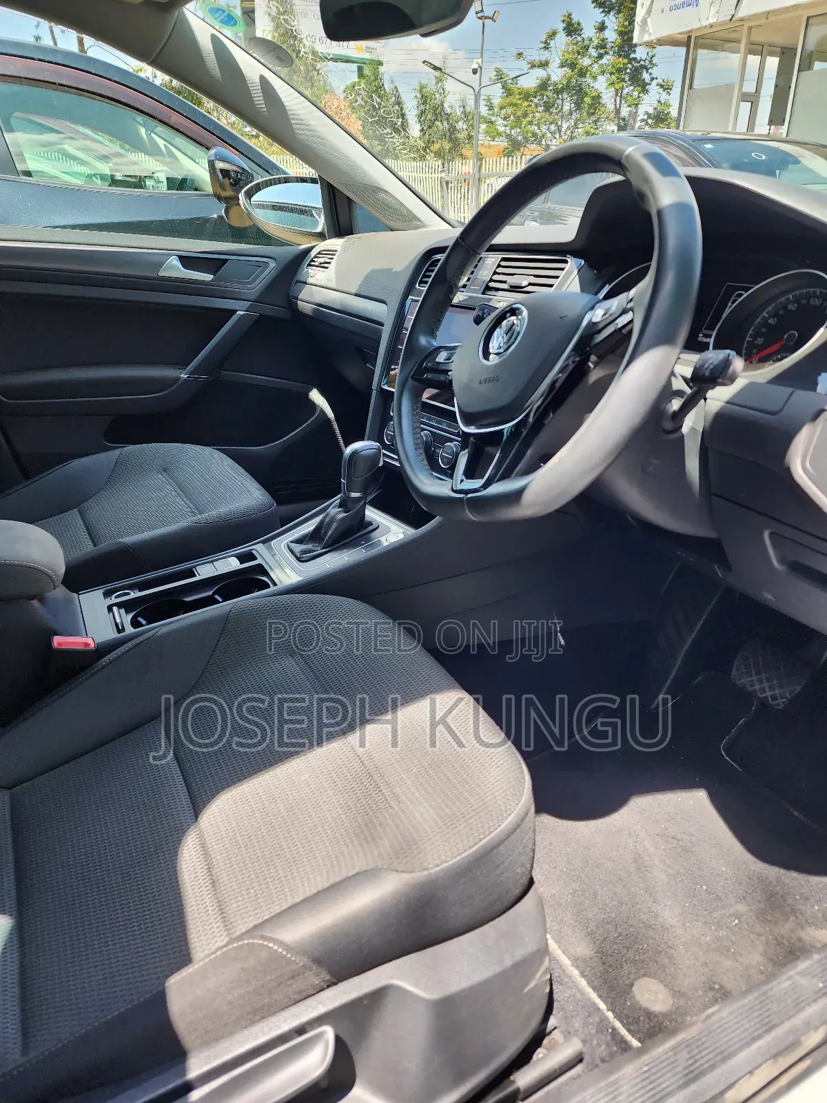 Volkswagen Golf 2018 White