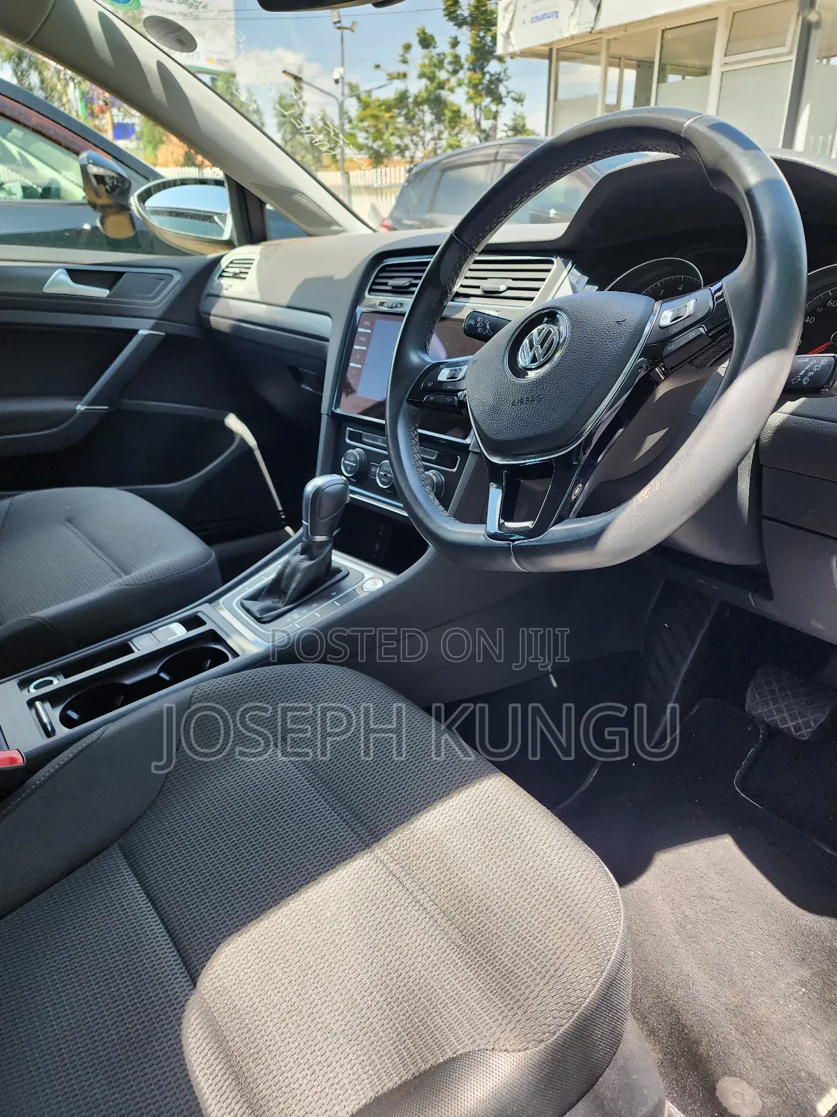 Volkswagen Golf 2018 White