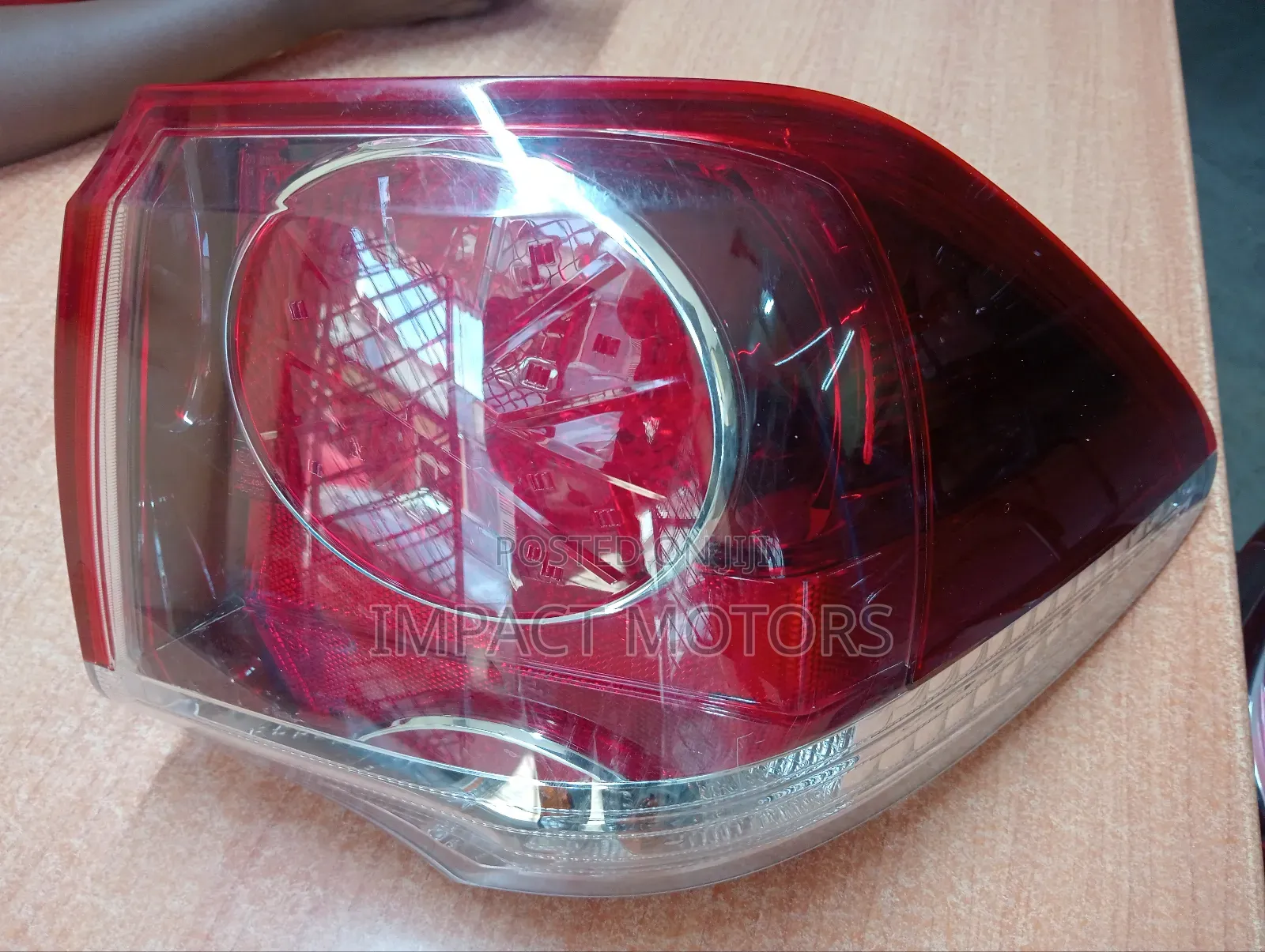 Crown Athlete Tail Light