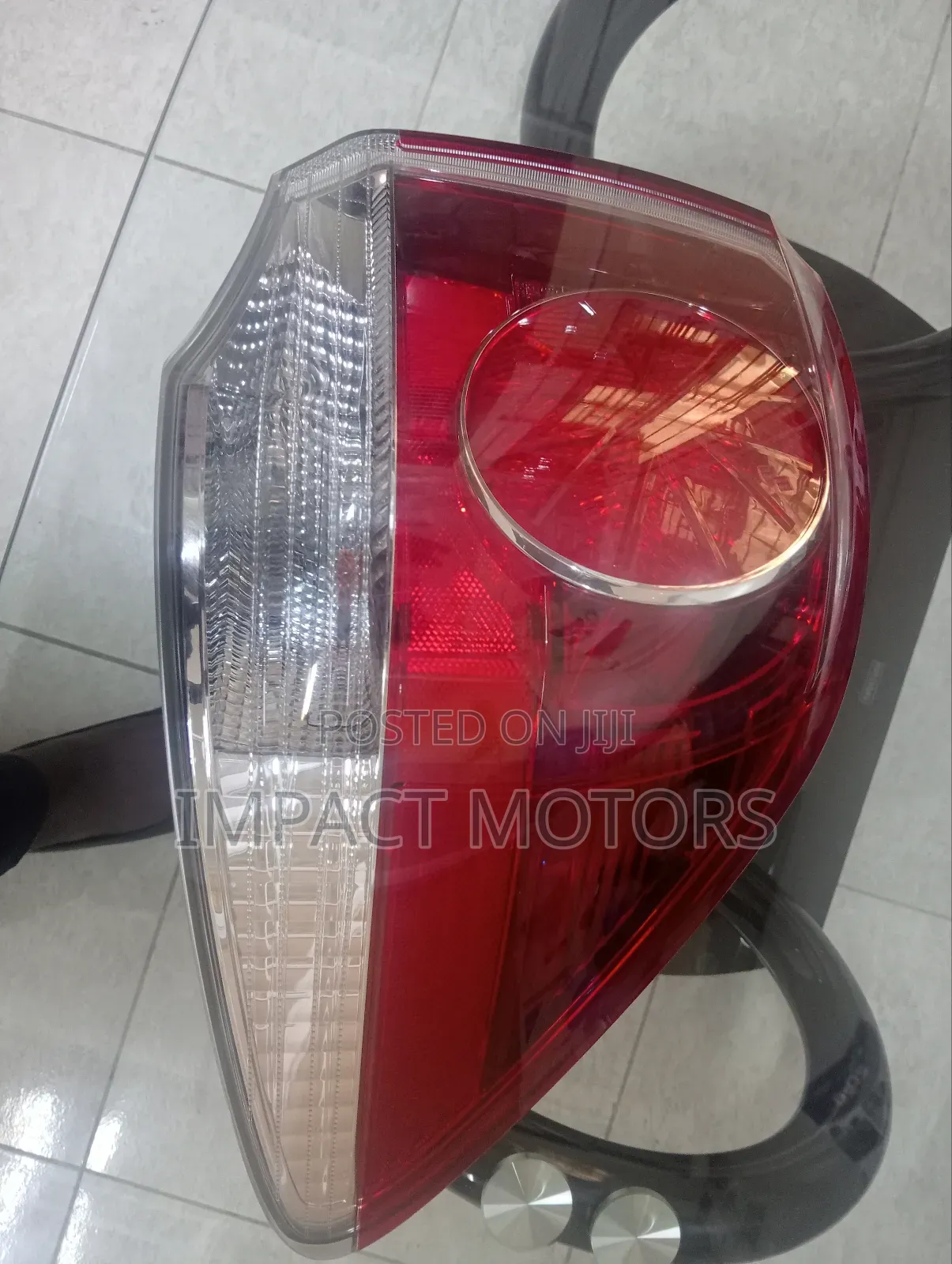 Crown Athlete Tail Light
