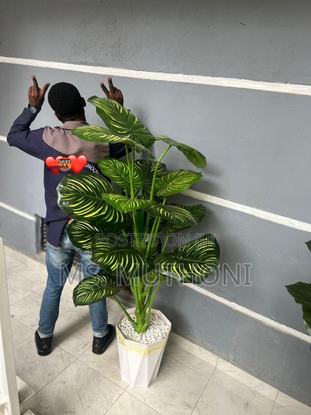 190 Cm Artificial Plant + Vase Pebbles - thumbnail 2