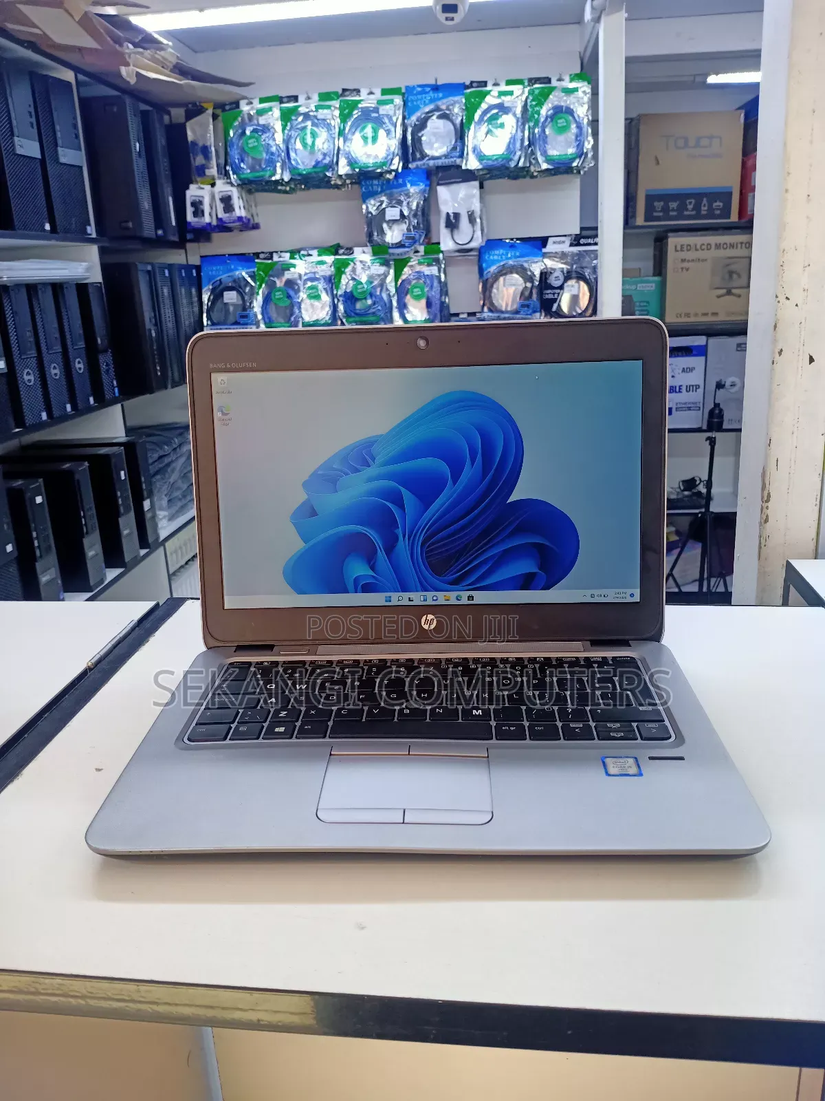 Laptop HP EliteBook 820 G3 8GB Intel Core I5 SSD 256GB