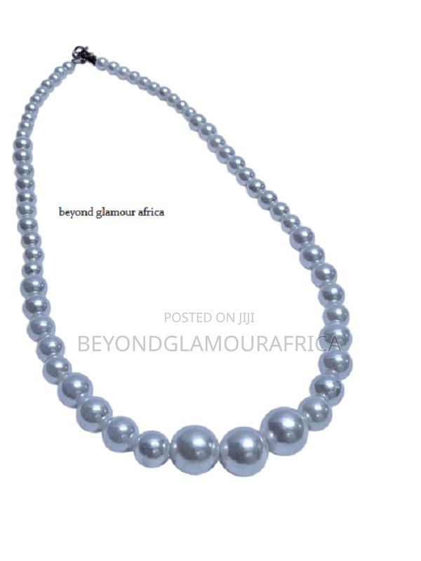 Unisex Large White Pearl Necklace - thumbnail 4