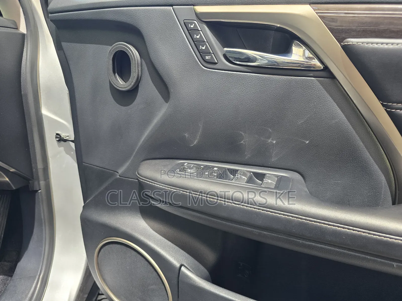 Lexus RX 300 2WD 2019 Silver