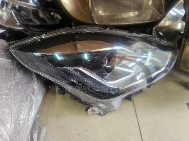 Headlight Swift 2018 Zenon