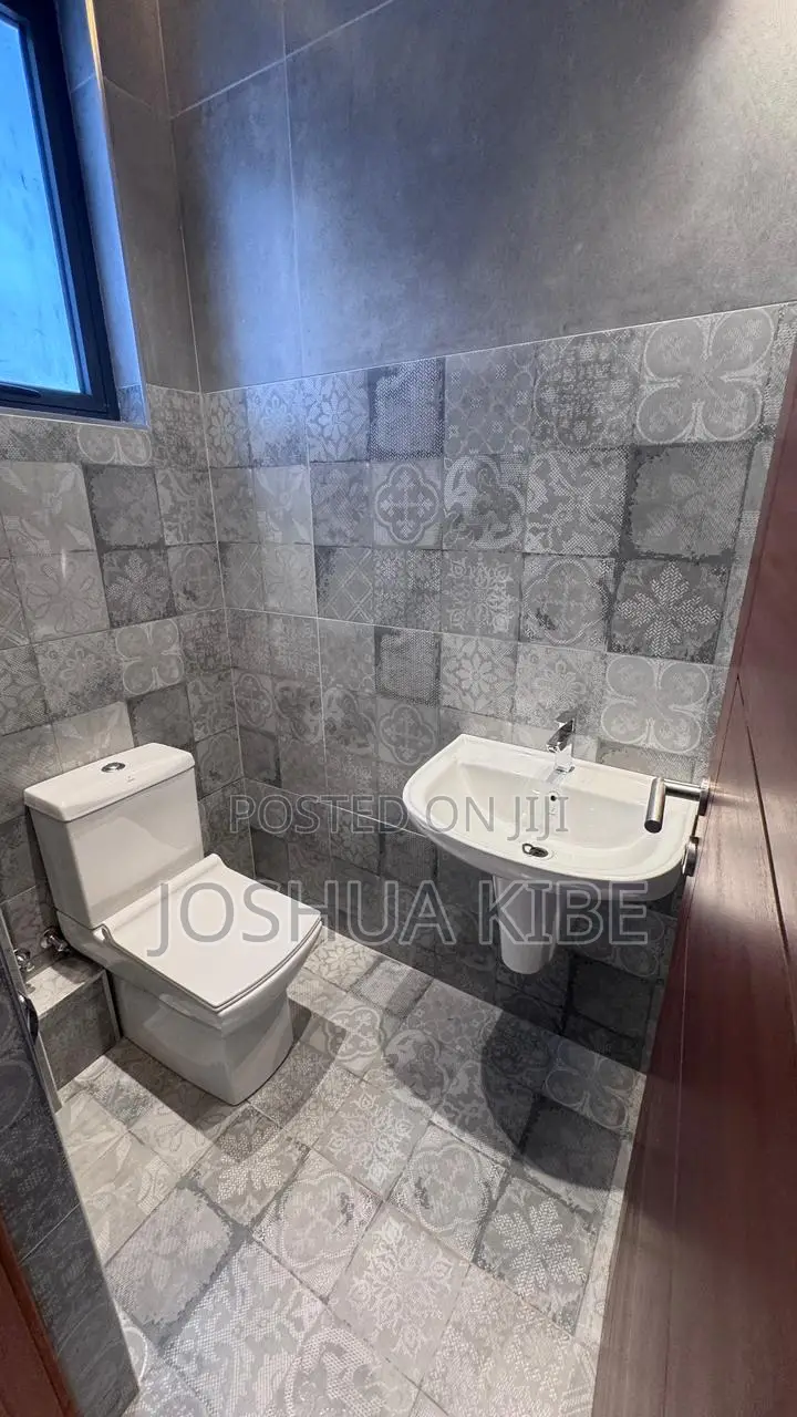 2bdrm Duplex in Kitisuru for sale