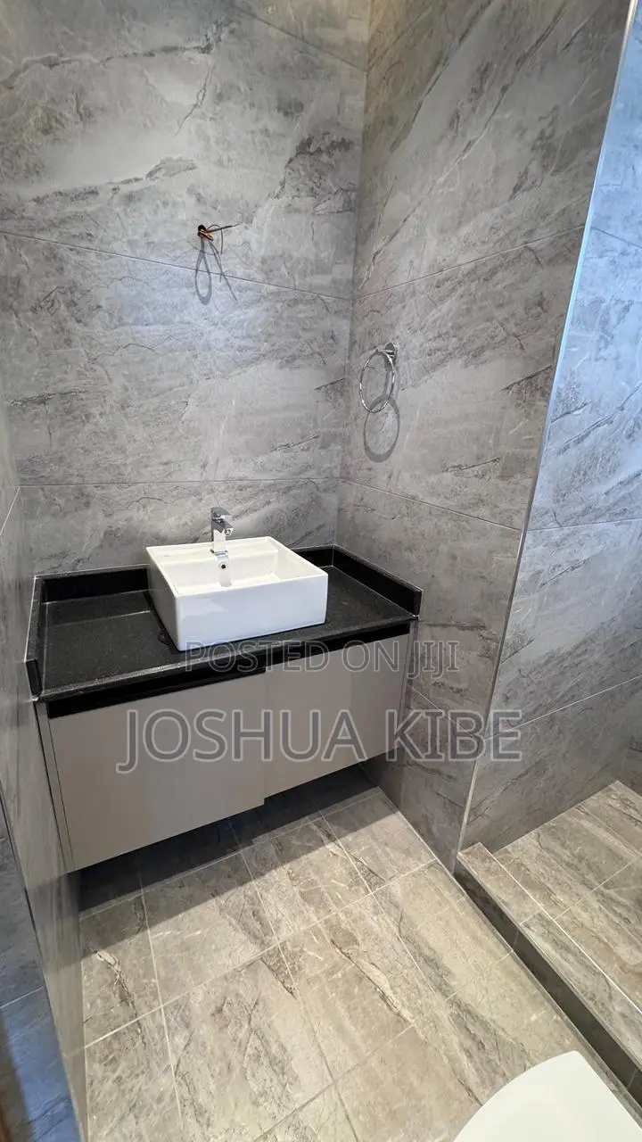 2bdrm Duplex in Kitisuru for sale
