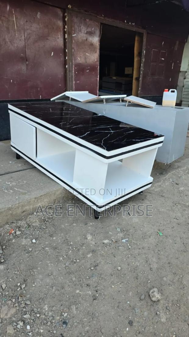 Executive White Coffee Table With Marble Topping Design - main view