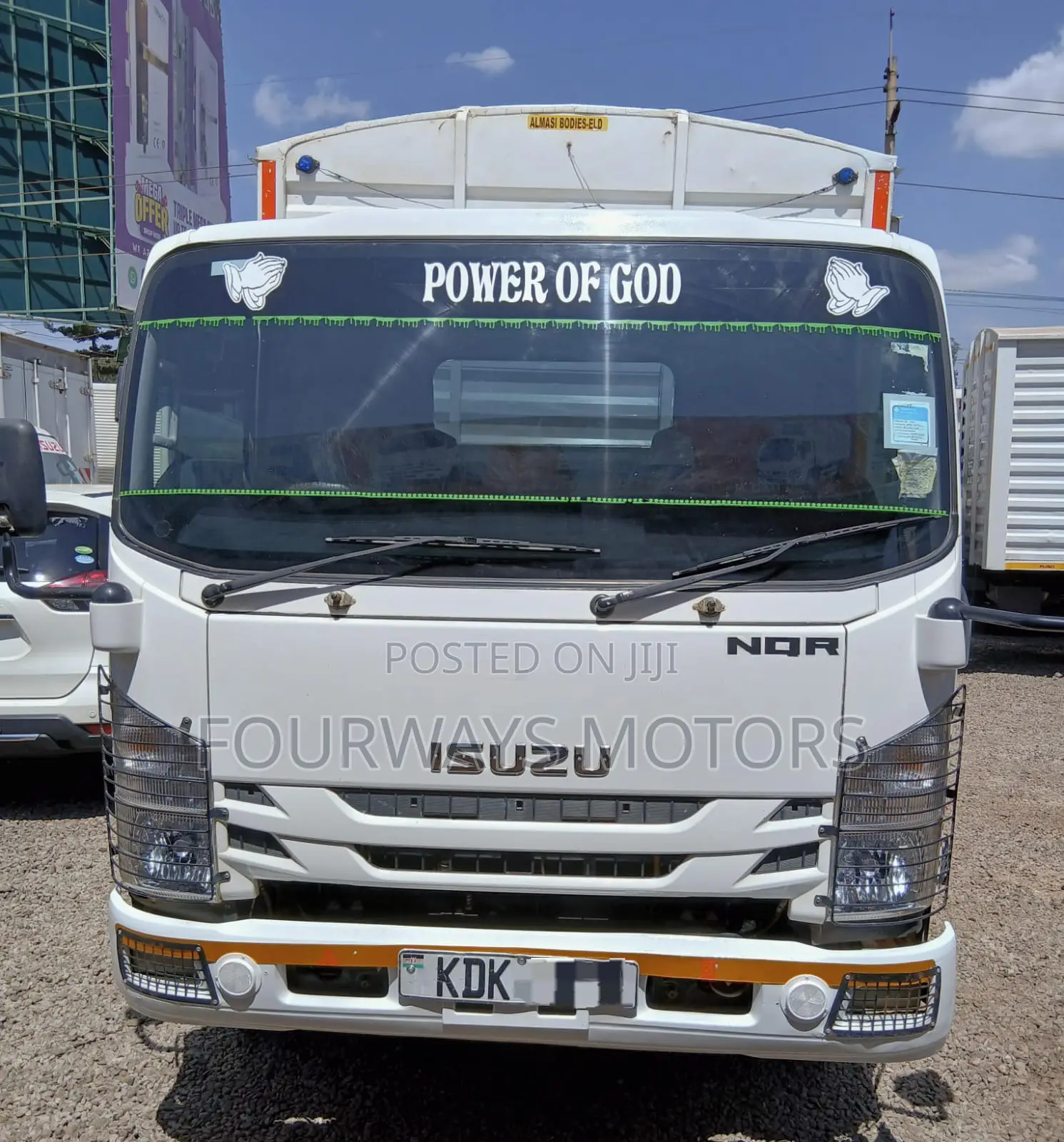 Isuzu NQR 2022 White