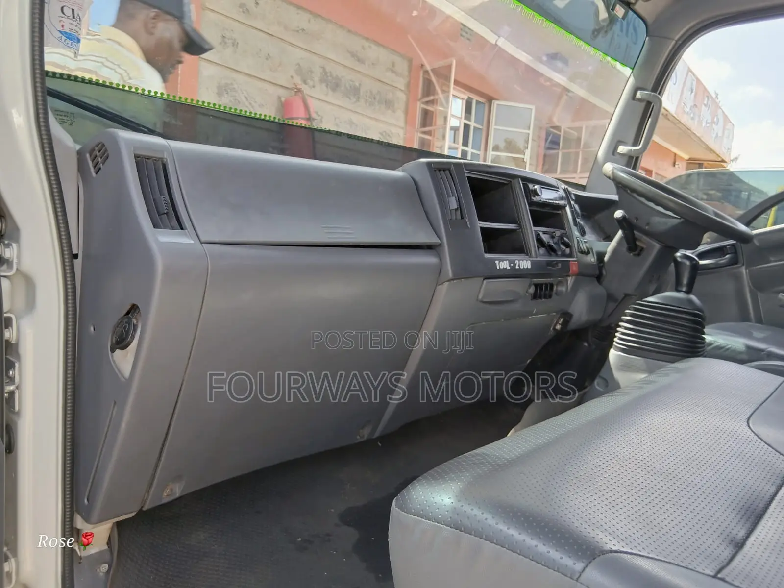 Isuzu NQR 2022 White