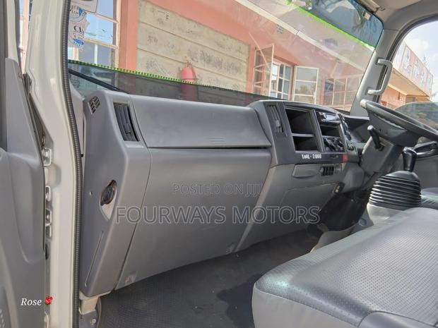 Isuzu NQR 2022 White - thumbnail 11