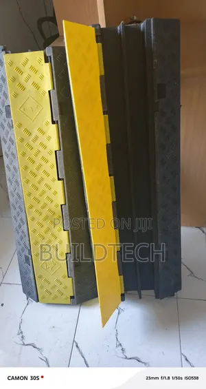 Lightweight 2-Channel Cable Guard