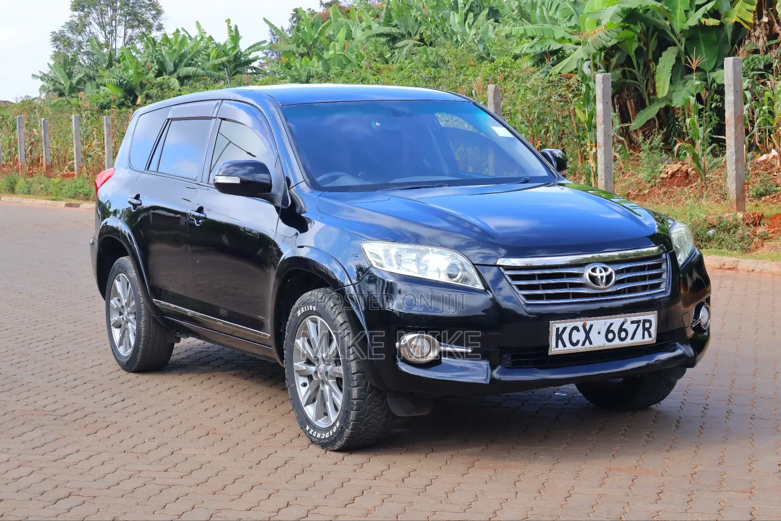 Toyota Vanguard 2012 Black