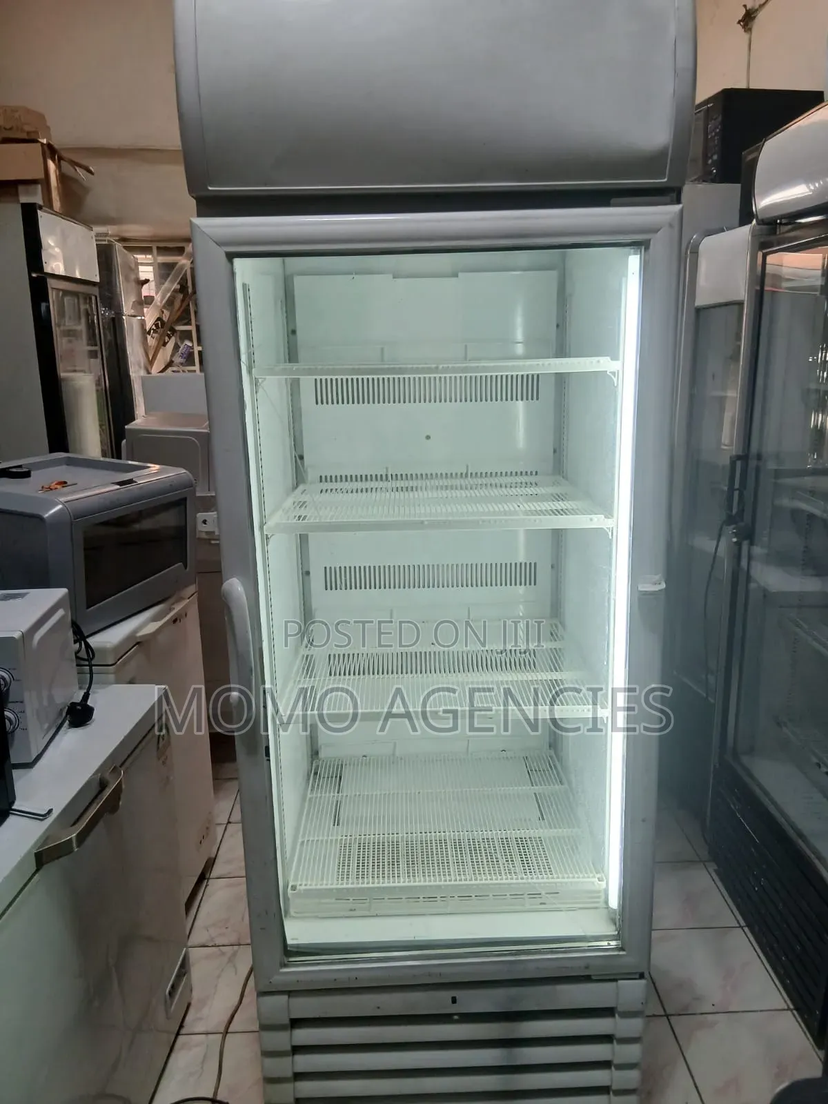 Showcase Display Chiller.