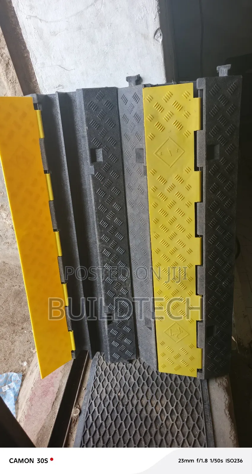 Portable Light Duty 2-Channel Cable Ramp